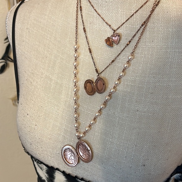 Vintage Rose Gold Multi Strand Locket Pendant Necklace with Pearls /Rose Gold - Picture 8 of 10